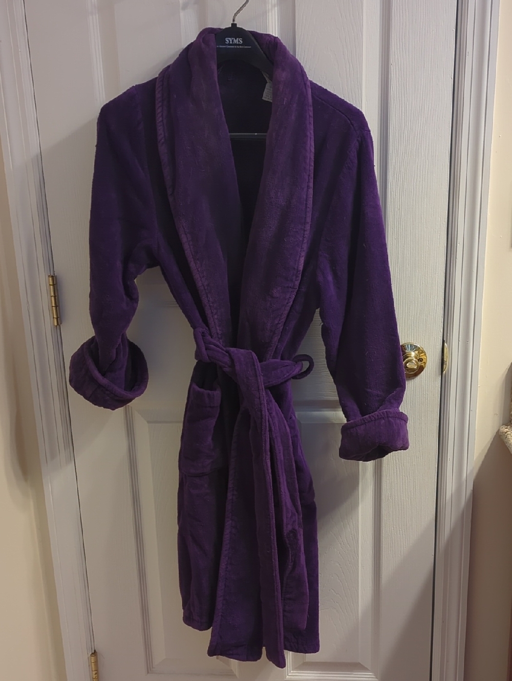 Jennifer Moore Plush Purple Robe. Size P
